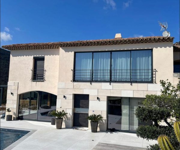 19-villa-exterior-cavalaire-sur-mer-cote-dazur